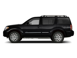 2011 NISSAN PATHFINDER 