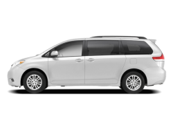 2011 TOYOTA SIENNA
