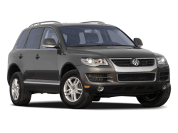 2010 VOLKSWAGEN TOUAREG  - Front View